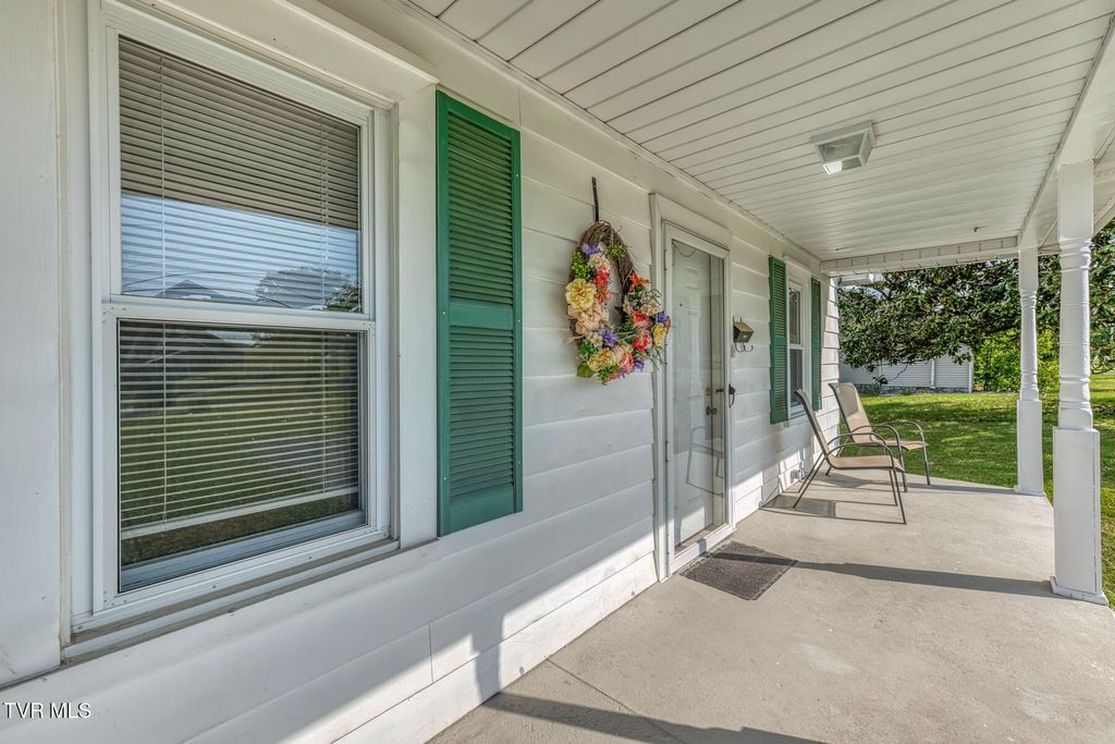 Photo of 945 Elm Avenue, Erwin, TN 37650 (MLS # 9994973)