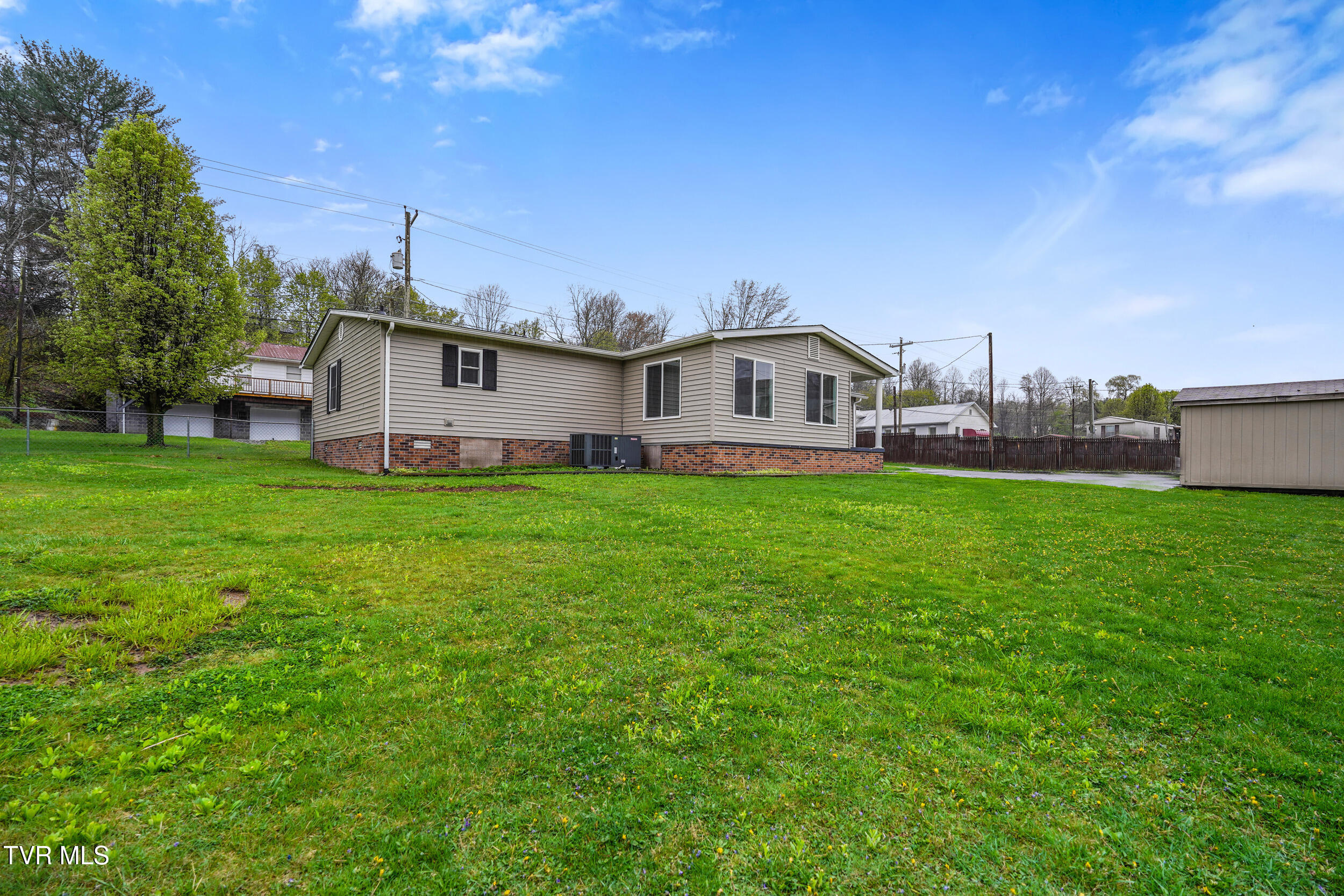 513 Central Street, Coeburn, Virginia image 2