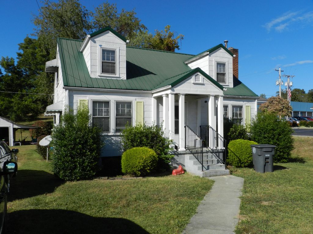 Photo of 200202 Main Street, Mount Carmel, TN 37645 (MLS # 9958777)