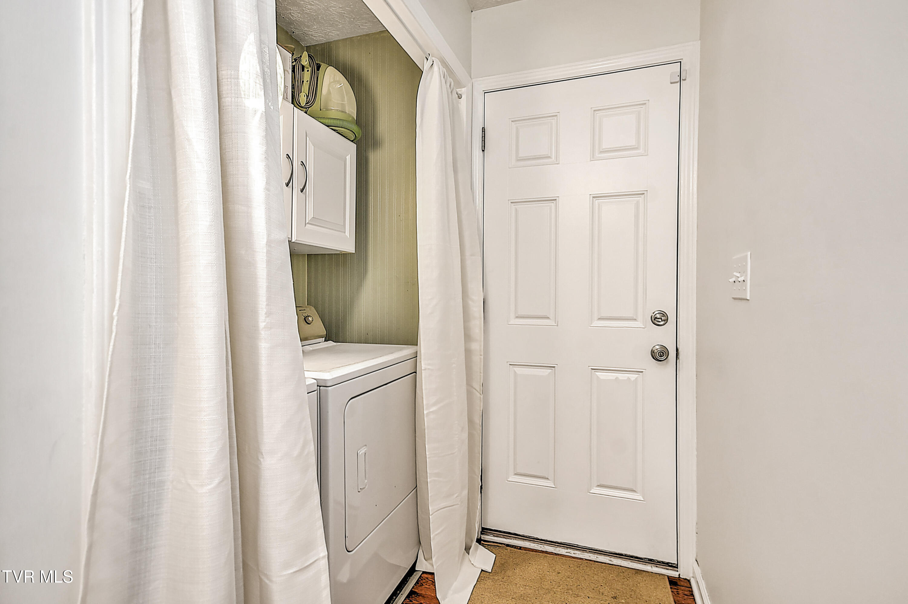 3700 Deepwood Drive, Johnson City, Tennessee image 22