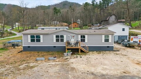 Photo of 3306 U.S. 321, Hampton, TN 37658 (MLS # 9995610)