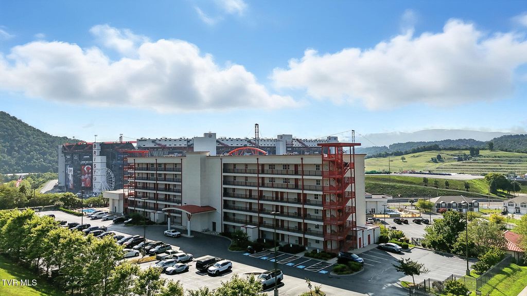Photo of 210 Raceday Center Drive #1306, Bristol, TN 37620 (MLS # 9984445)