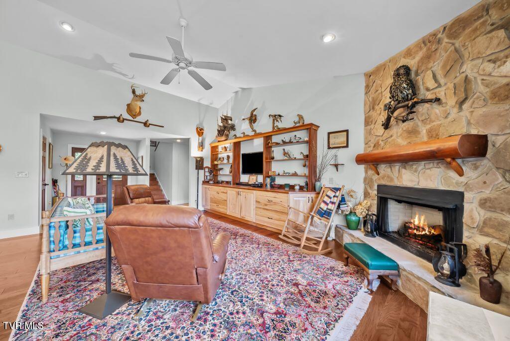 342 Ripshin Lake Road, Roan Mountain, Tennessee image 14