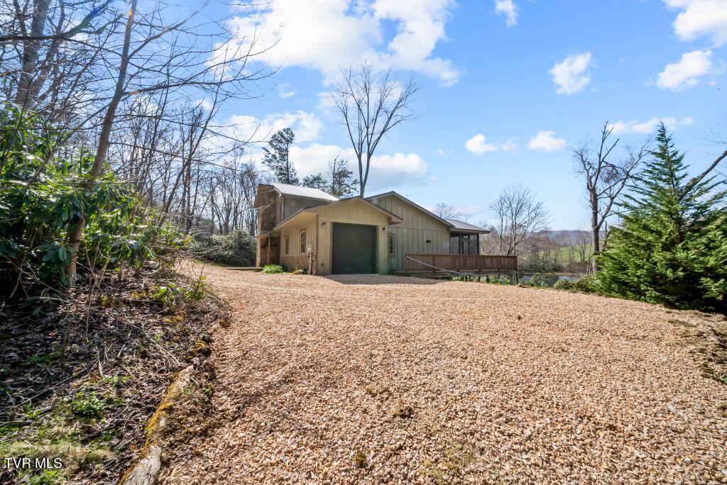 342 Ripshin Lake Road, Roan Mountain, Tennessee image 38