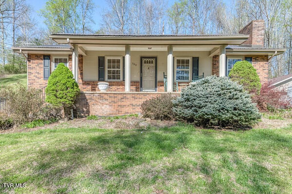 Photo of 389 Jenkins Hollow Road, Elizabethton, TN 37643 (MLS # 9993572)