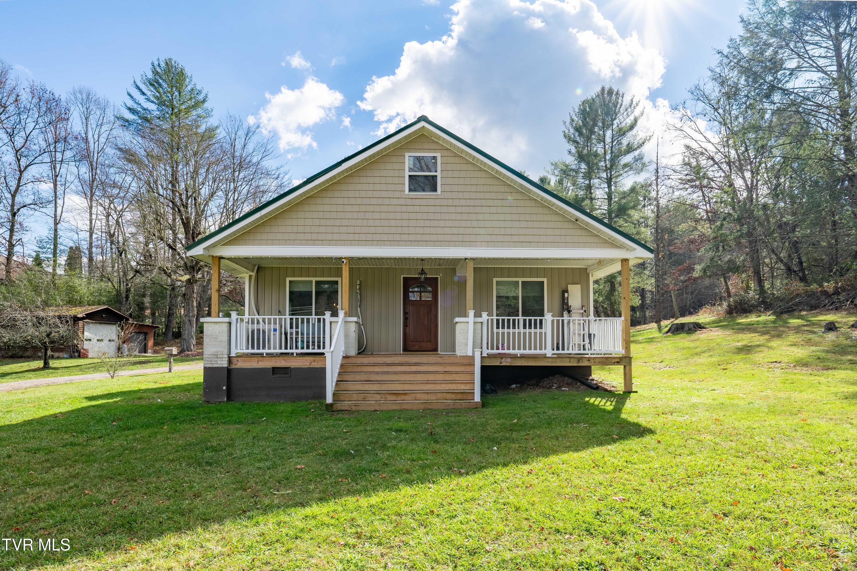 1239 Main Street, Mountain City, Tennessee image 2