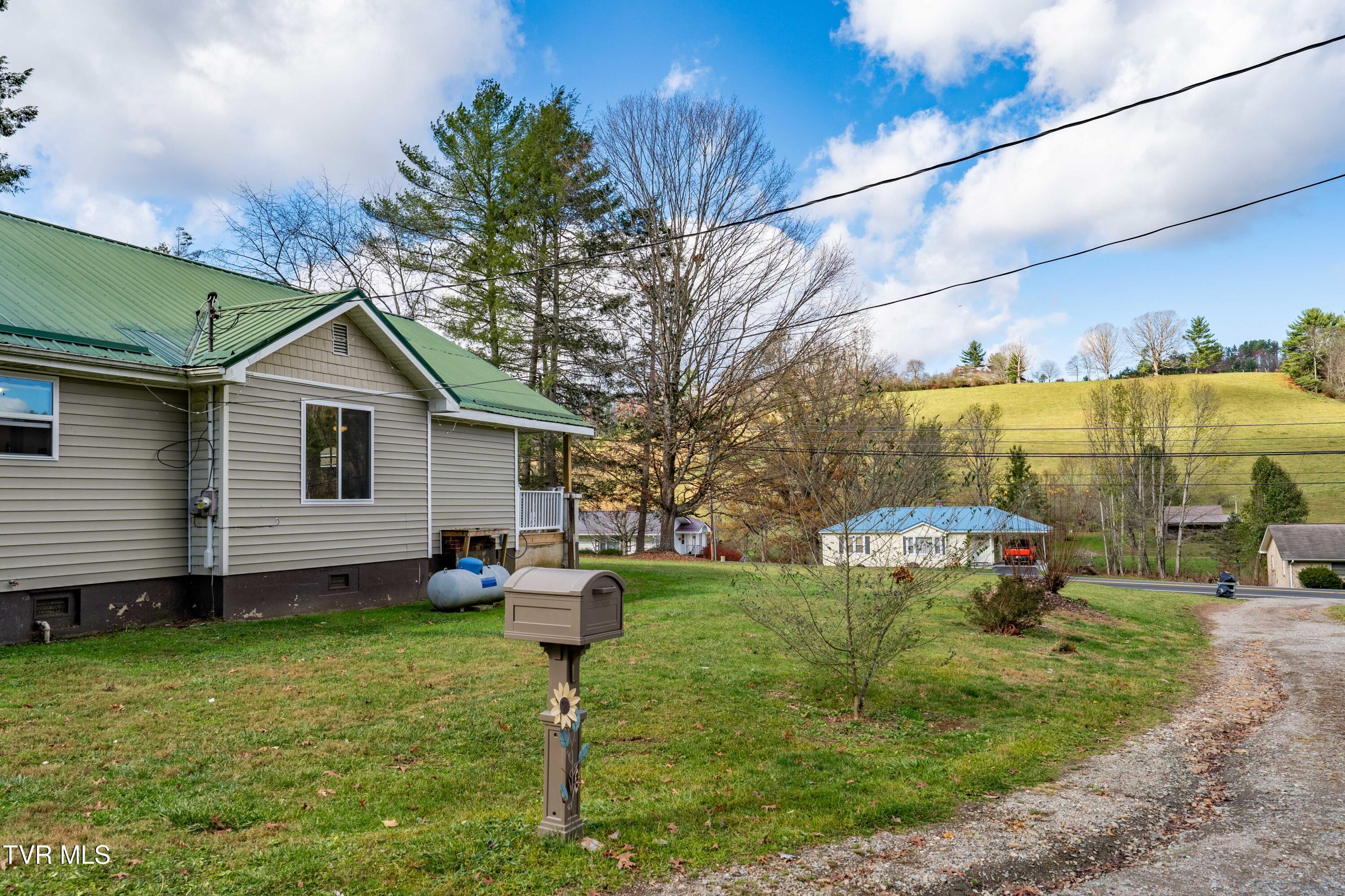 1239 Main Street, Mountain City, Tennessee image 35