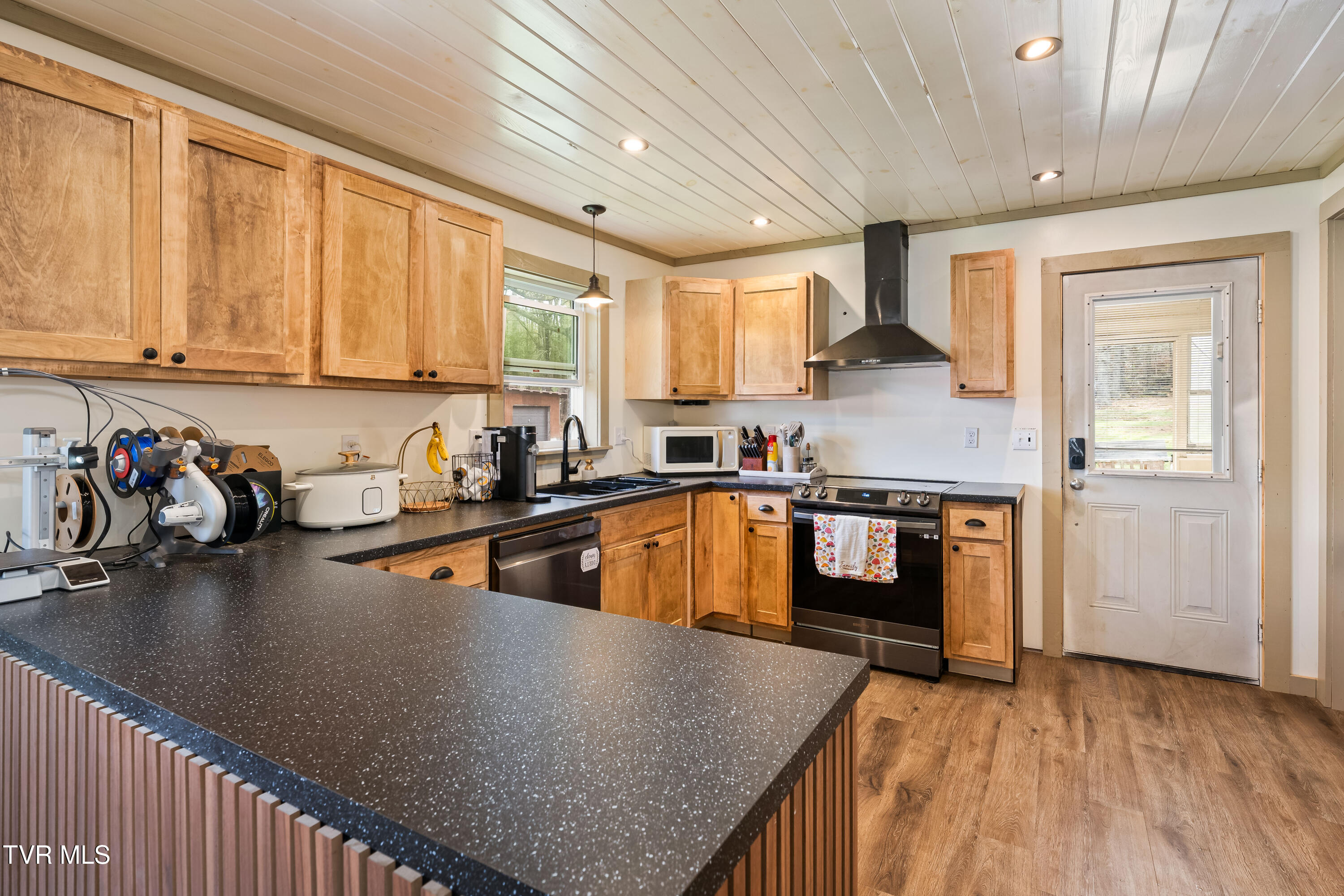 1239 Main Street, Mountain City, Tennessee image 10