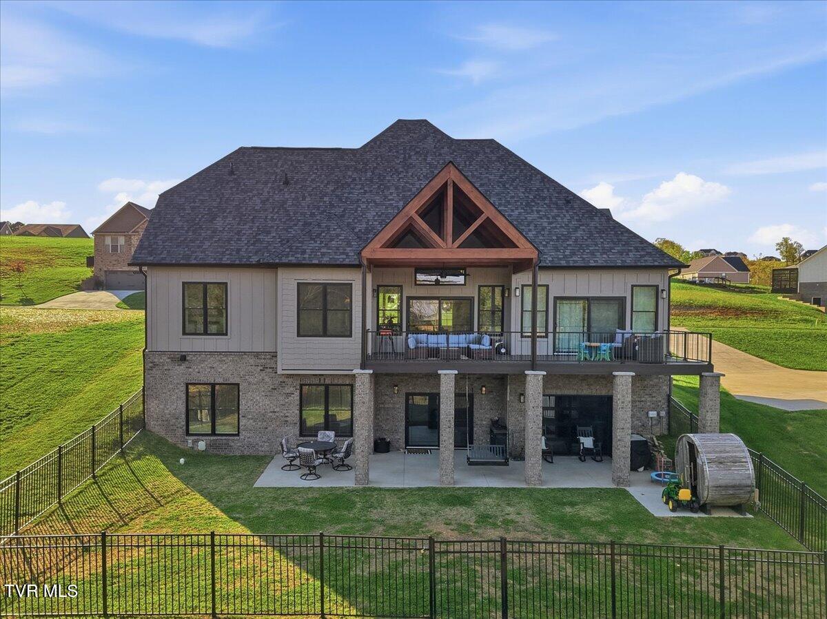 Morristown, Tennessee, 37814, United States, 5 Bedrooms Bedrooms, ,5 BathroomsBathrooms,Residential,Active,2041492