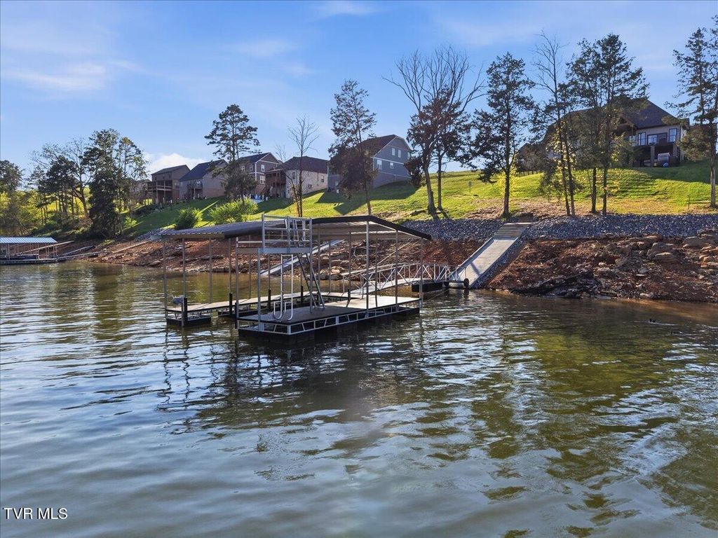 Photo of 3135 Bridgewater Boulevard, Morristown, TN 37814 (MLS # 9994279)