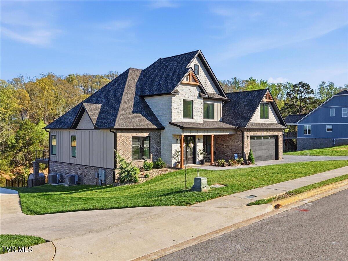 3135 Bridgewater Boulevard