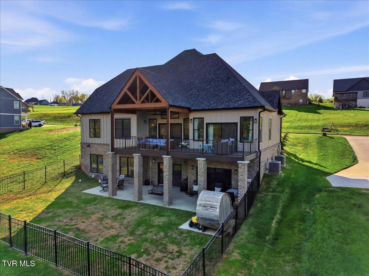 Morristown, Tennessee, 37814, United States, 5 Bedrooms Bedrooms, ,5 BathroomsBathrooms,Residential,Active,2041492