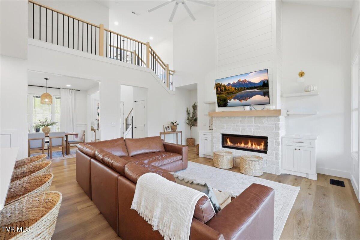 Morristown, Tennessee, 37814, United States, 5 Bedrooms Bedrooms, ,5 BathroomsBathrooms,Residential,Active,2041492