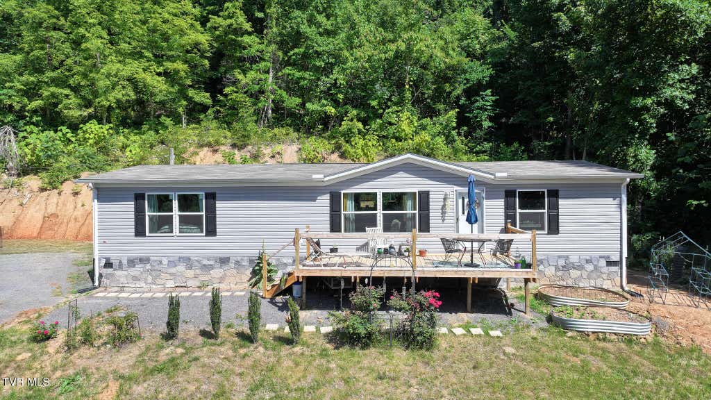 Photo of 4670 Highway 66, Rogersville, TN 37857 (MLS # 9998042)