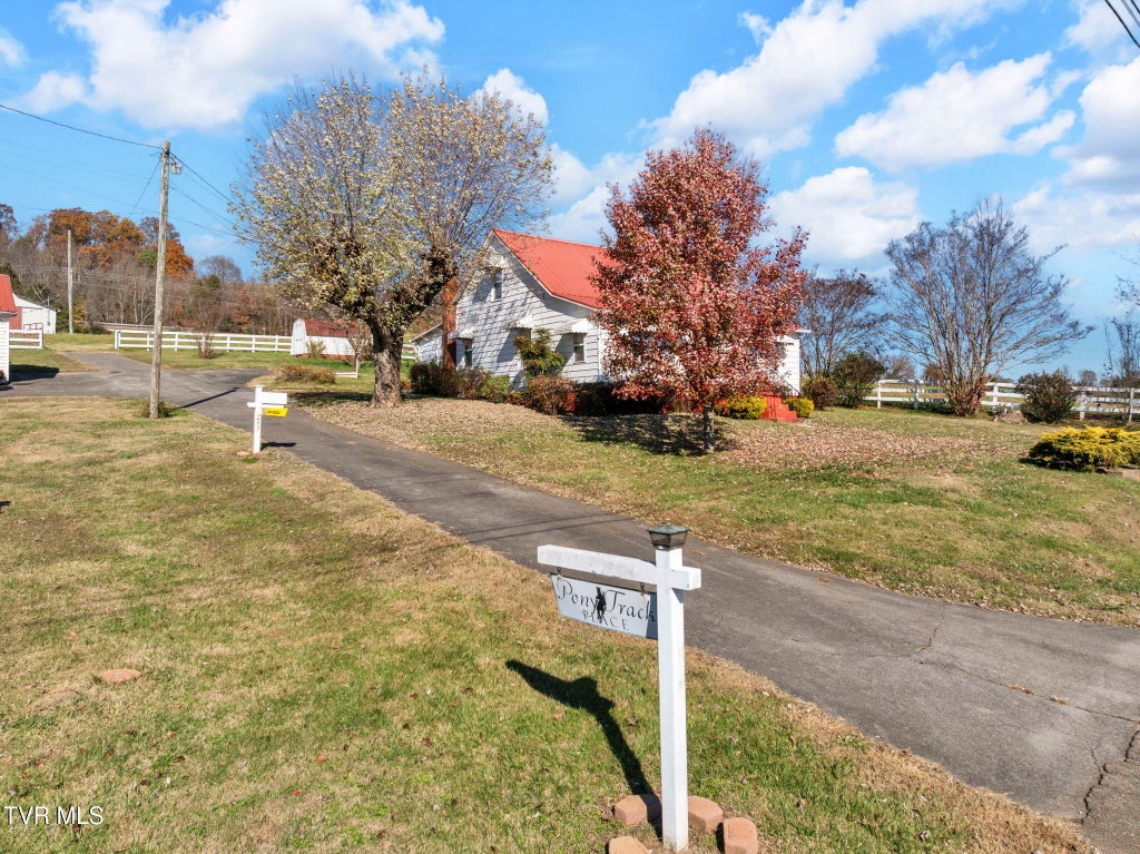 Photo of 2873 Main Street, Surgoinsville, TN 37873 (MLS # 10000460)