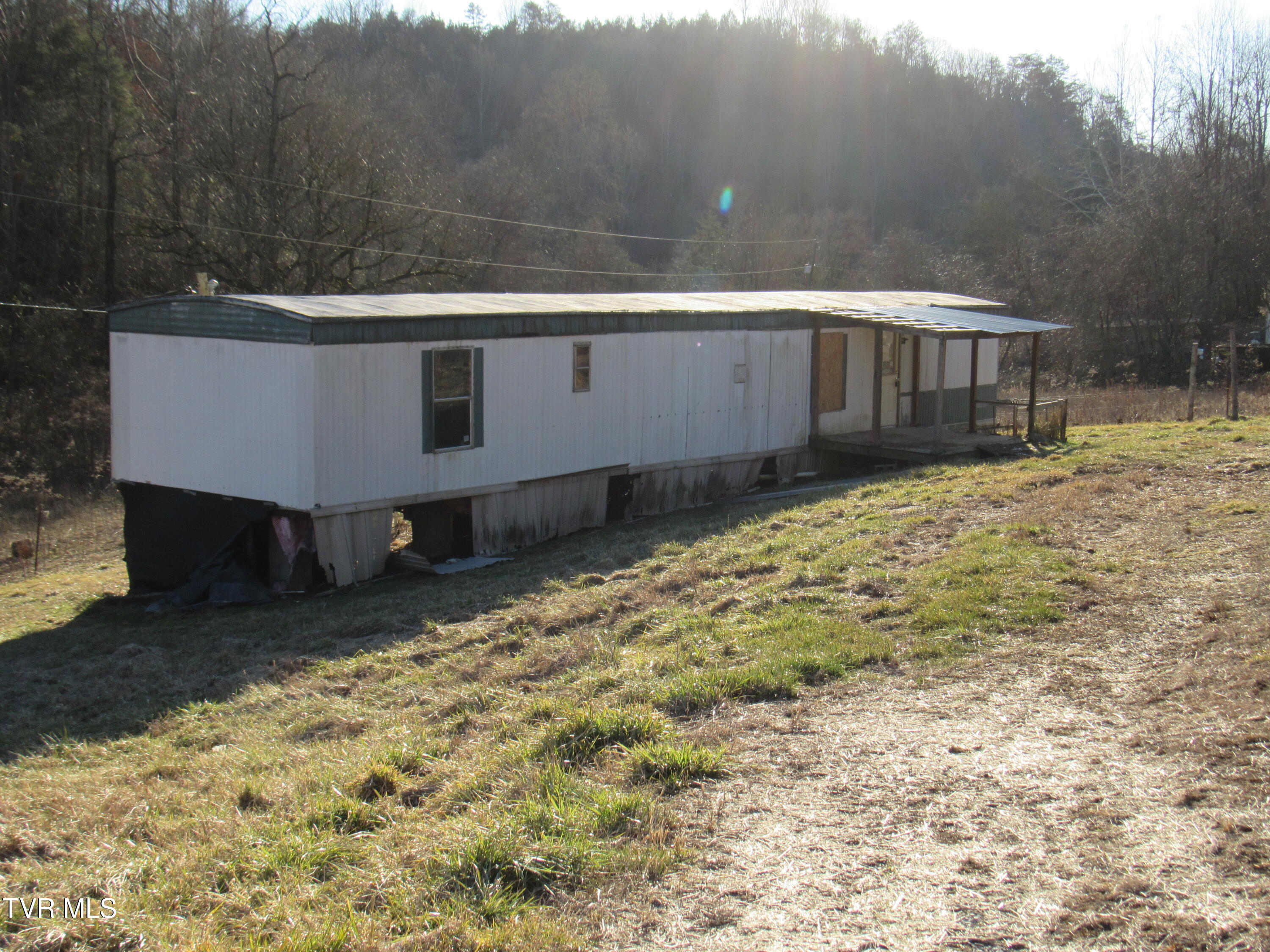 1593 Hunters Valley East Road, Dungannon, Virginia image 3