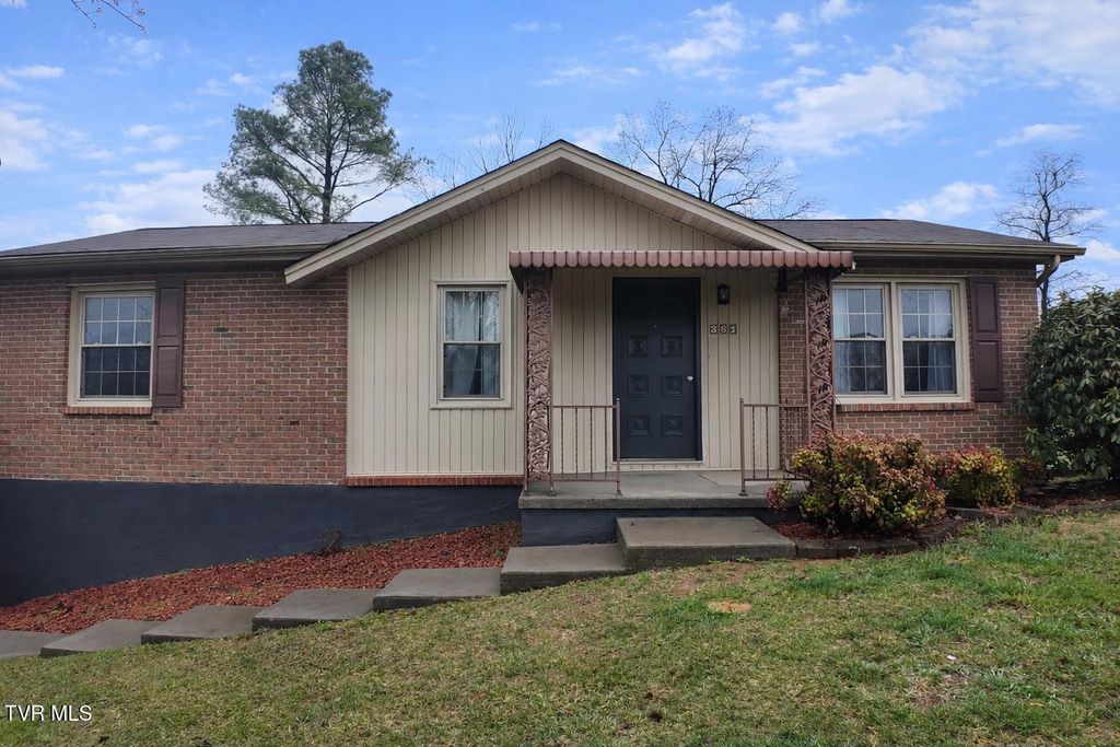 Photo of 361 Springfield Drive, Bristol, TN 37620 (MLS # 9992354)