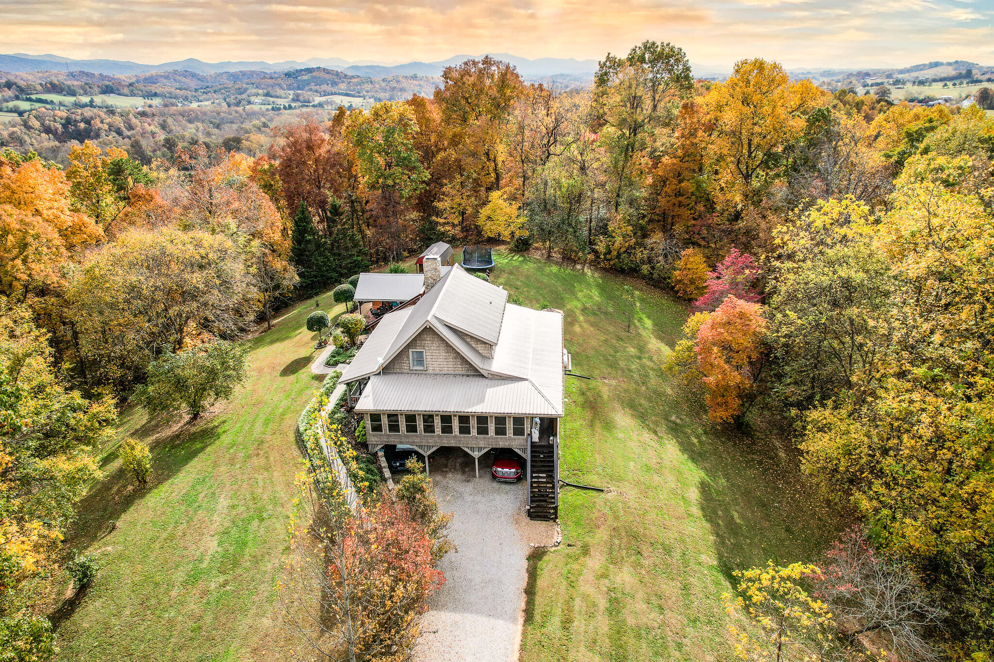 570 Stephen Brooks Road, Greeneville, Tennessee image 2