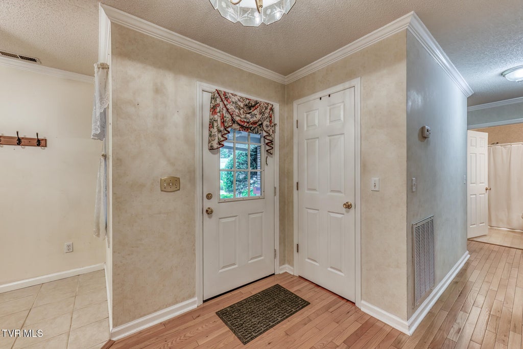 Photo of 1905 Knob Creek Road #22, Johnson City, TN 37604 (MLS # 10000547)