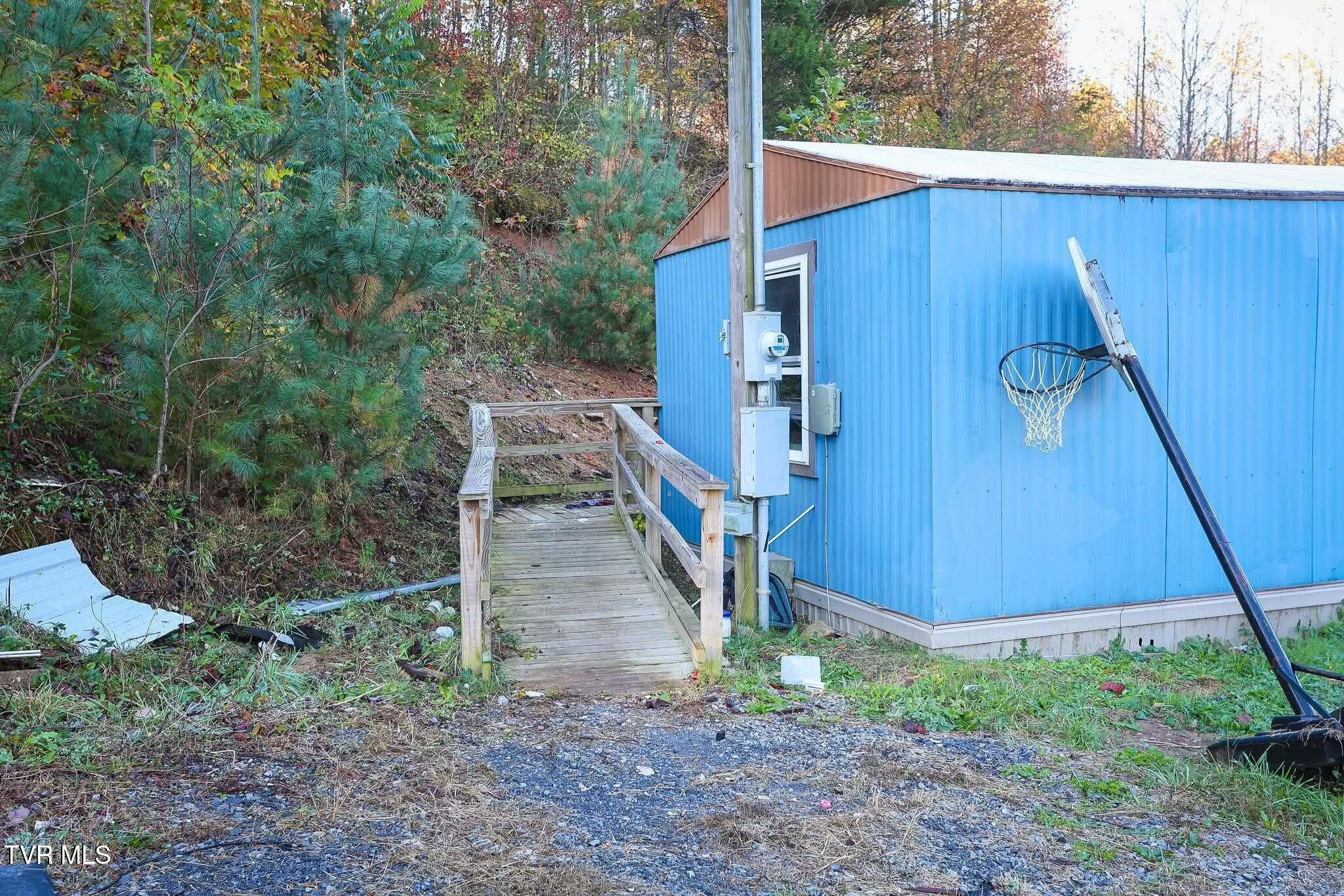 17752 Mill Creek Road