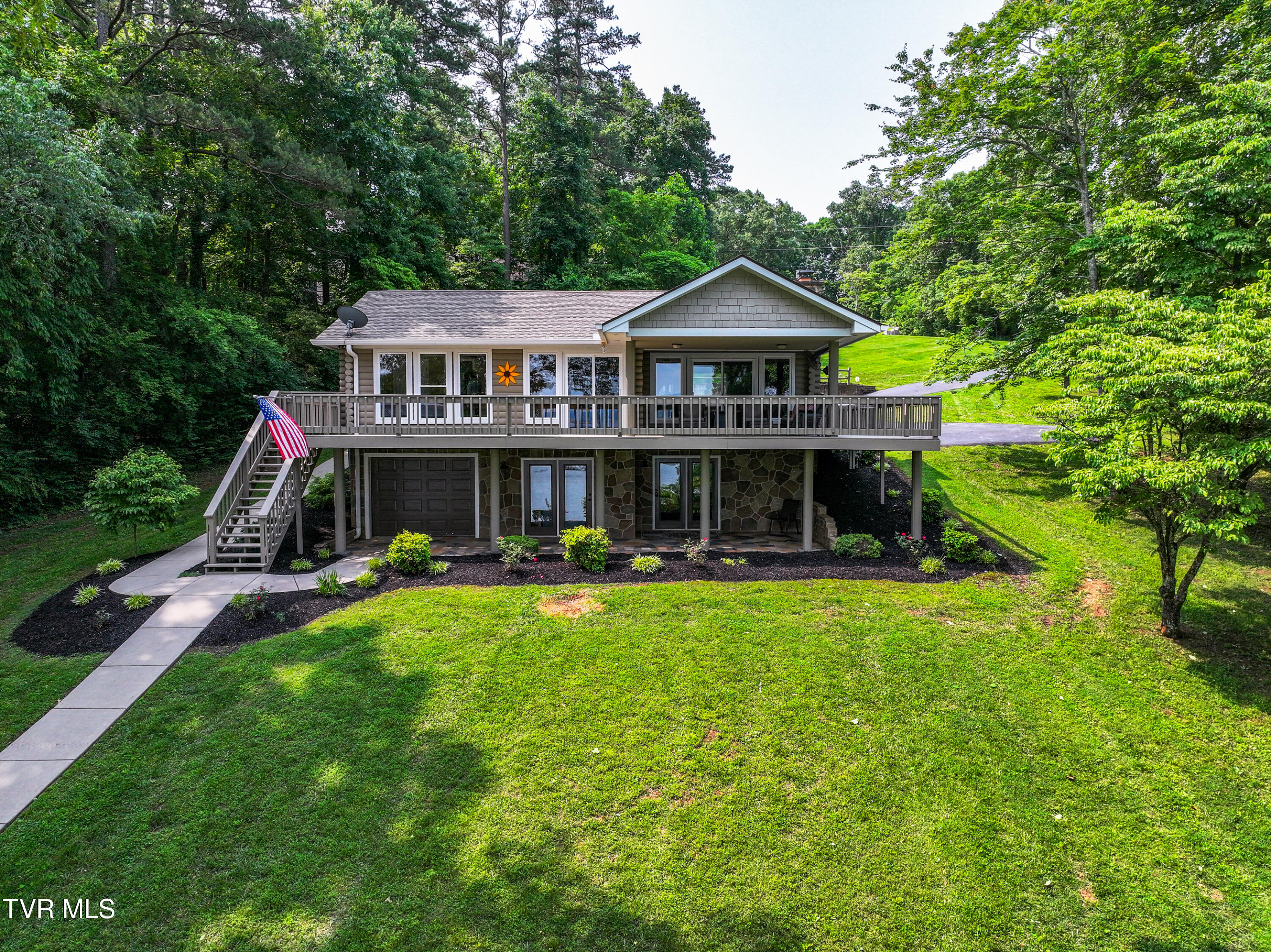 660 Heather Brook Circle, Jefferson City, Tennessee image 2