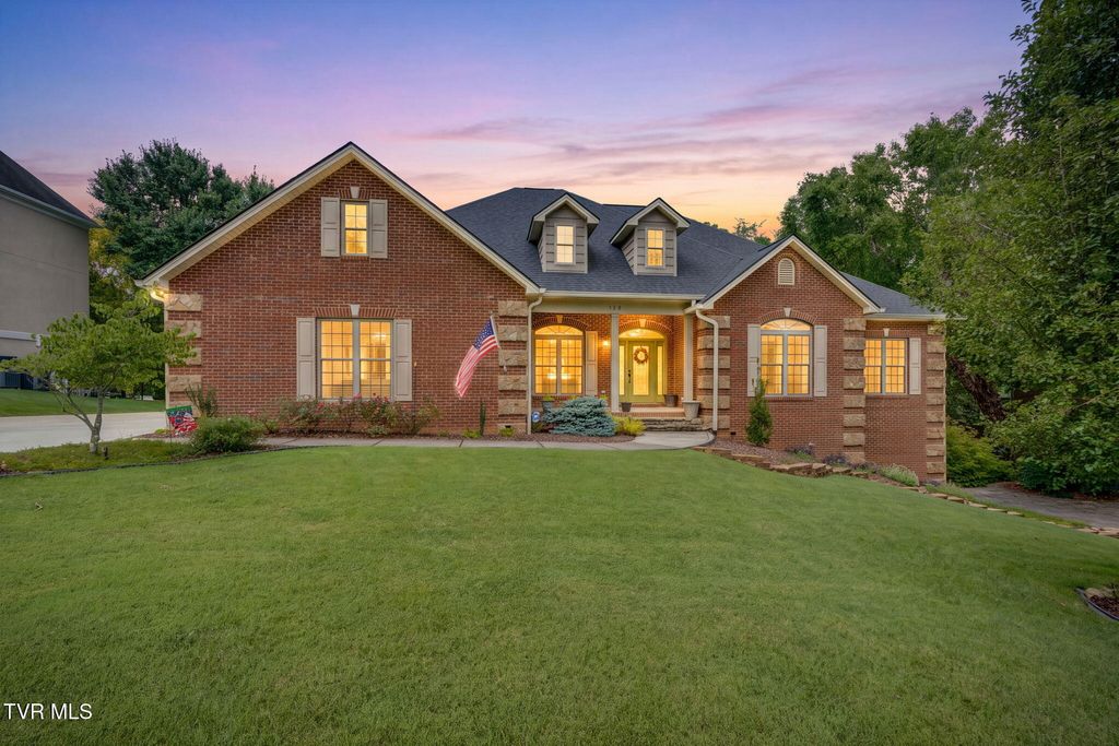 Photo of 120 Reed Circle, Johnson City, TN 37601 (MLS # 9998638)