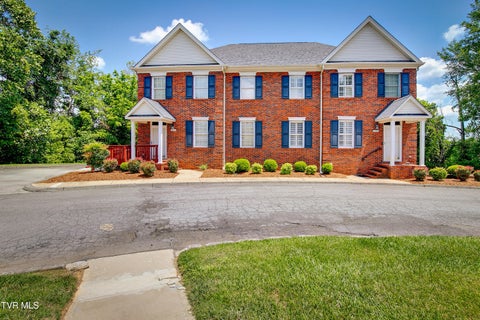 Photo of 2043 Manor Court #-, Kingsport, TN 37660 (MLS # 9997396)