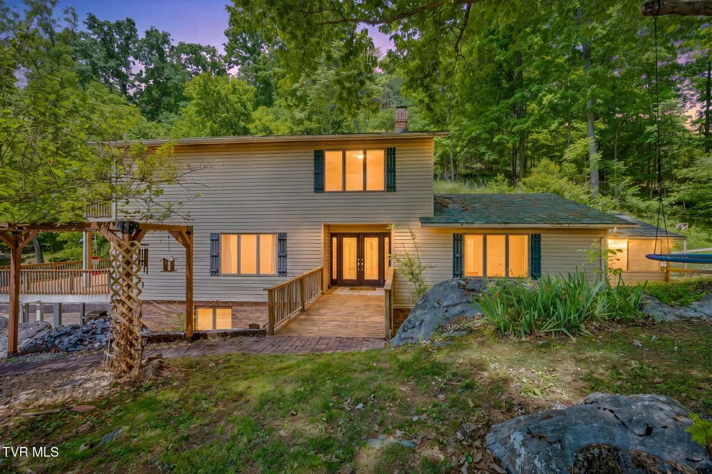 Photo of 1656 Fall Creek Road, Kingsport, TN 37664 (MLS # 9995149)