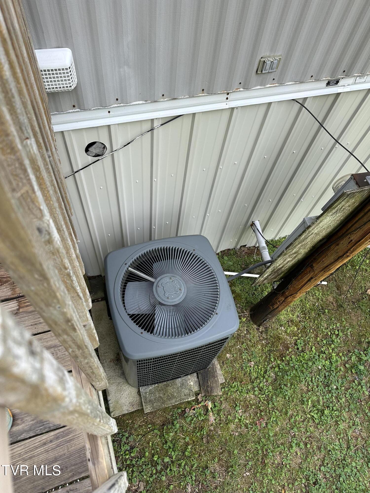1370 Lovelace Road, Fall Branch, Tennessee image 49