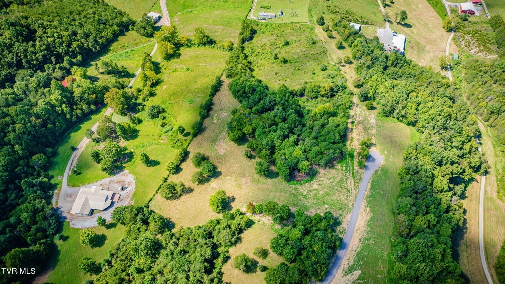 Photo of 6 Blackberry Hills Trail LN, Thorn Hill, TN 37881 (MLS # 10000320)