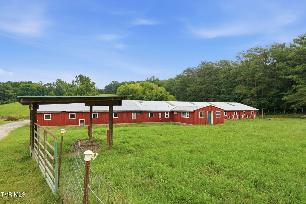 Photo of 367 Upper Clear Creek Road, Spring City, TN 37381 (MLS # 9998853)