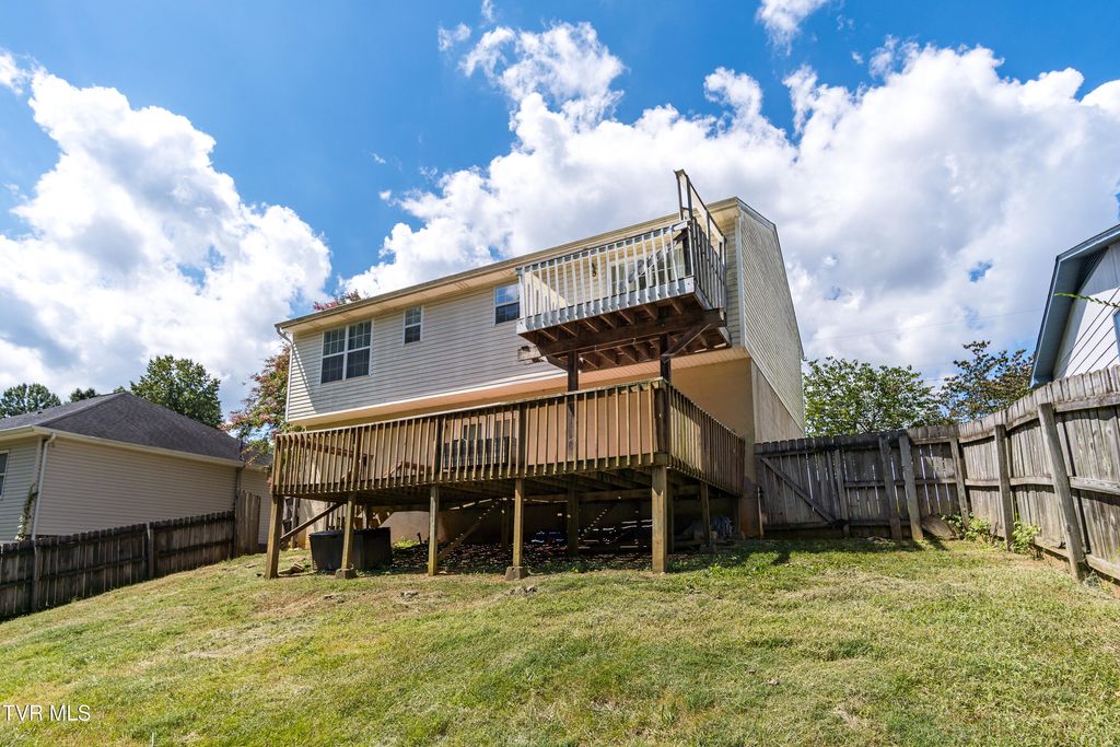 Photo of 138 Village Lane, Gray, TN 37615 (MLS # 9985367)