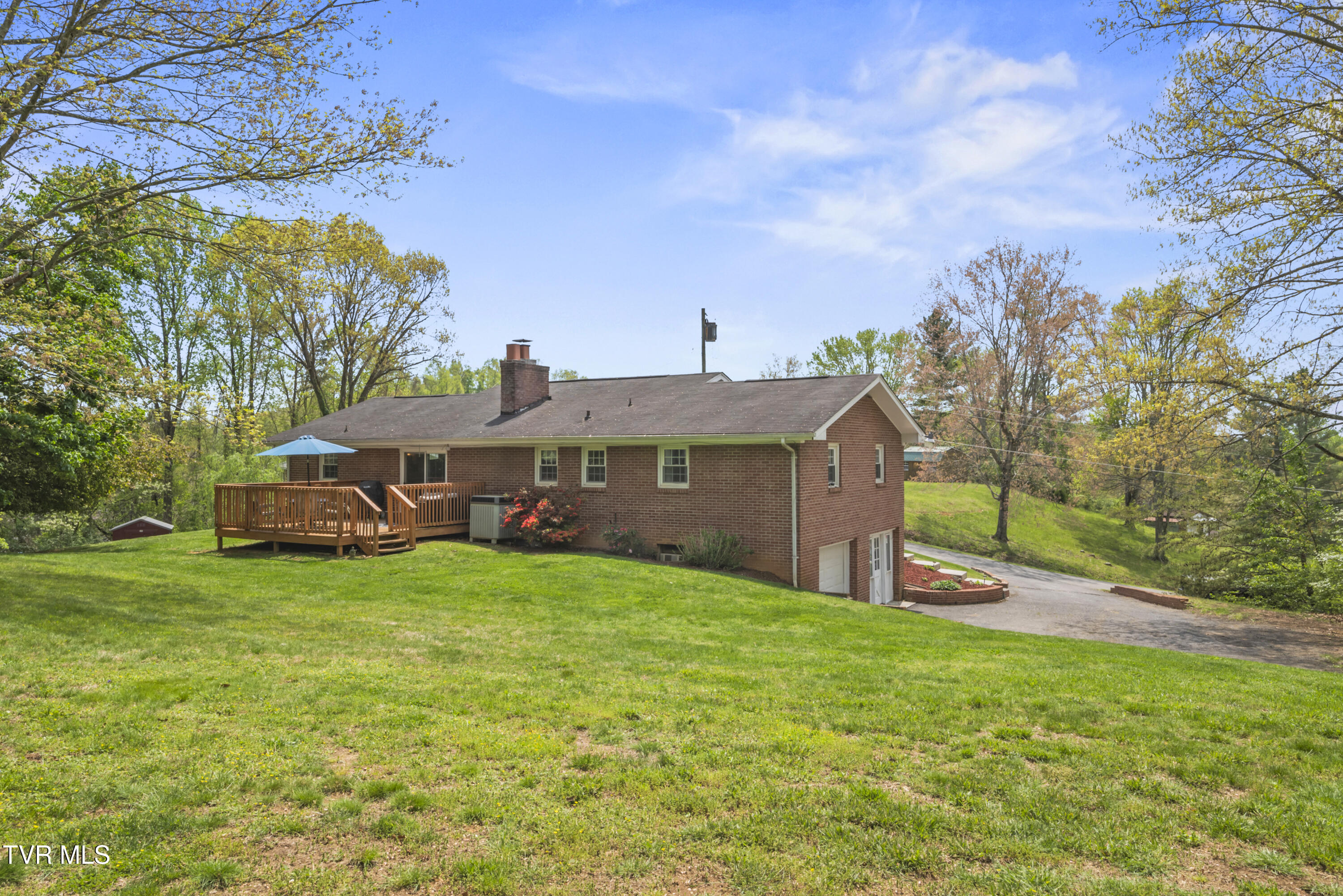 7357 White Pine Circle, Bristol, Virginia image 46