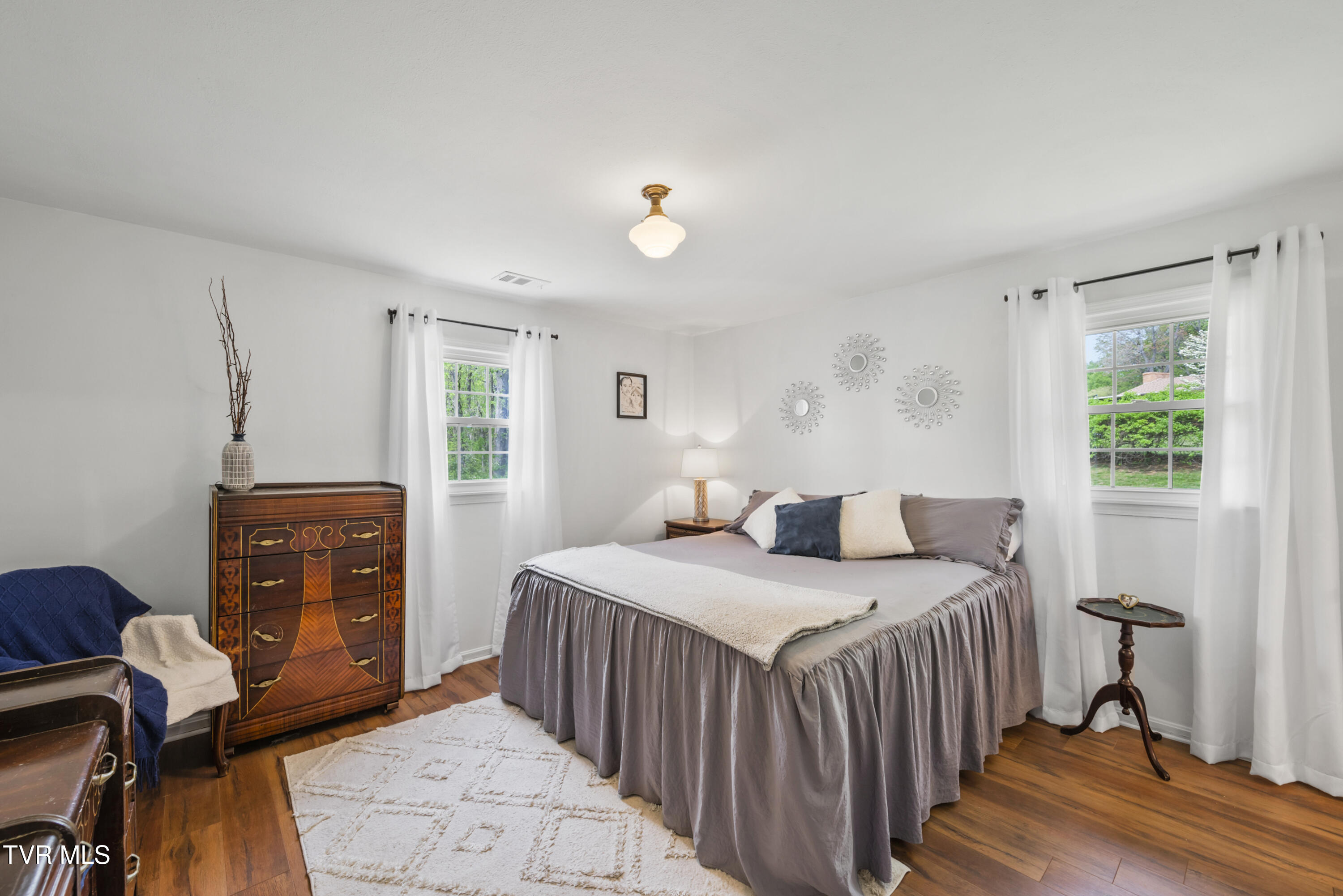 7357 White Pine Circle, Bristol, Virginia image 15