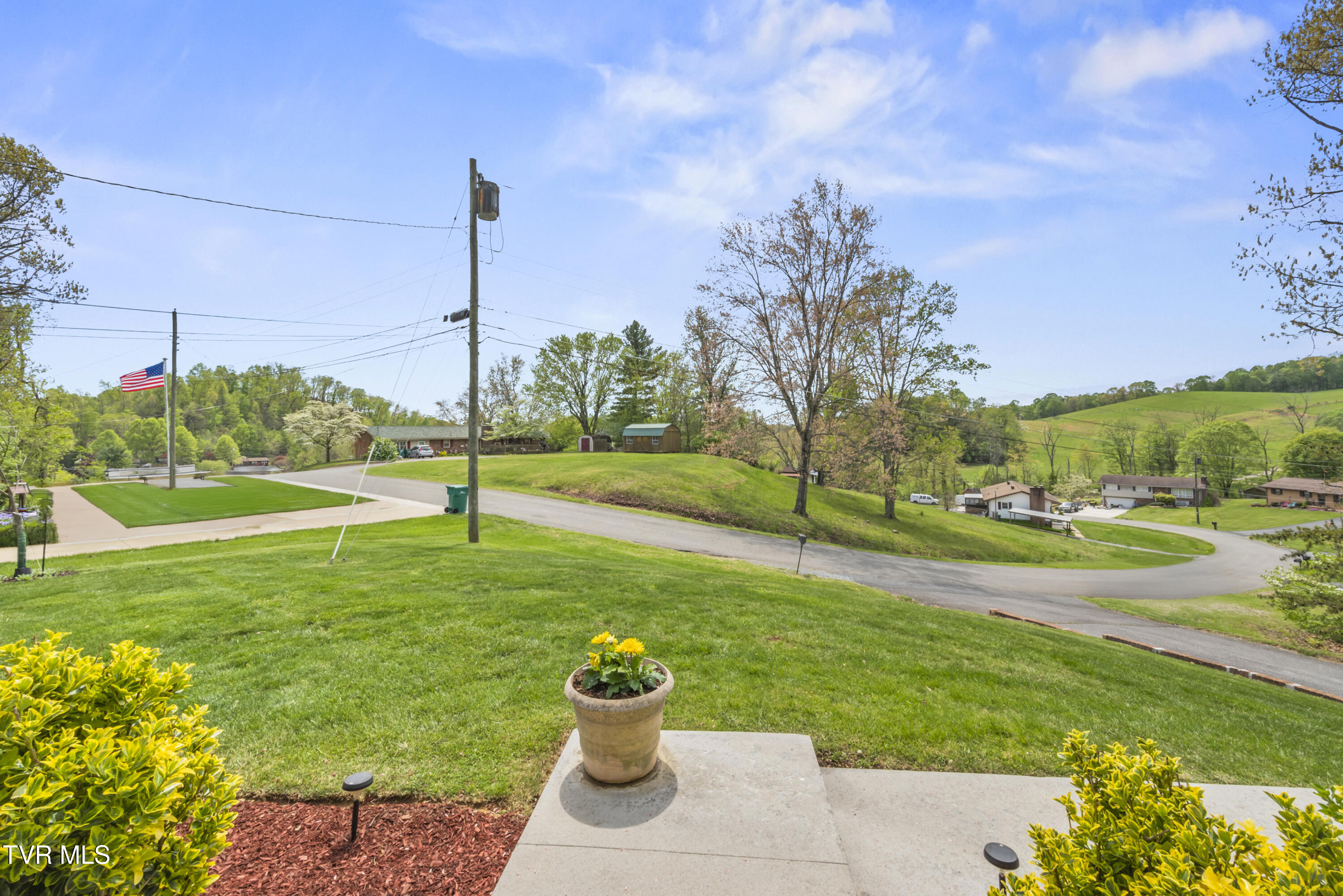 7357 White Pine Circle, Bristol, Virginia image 40