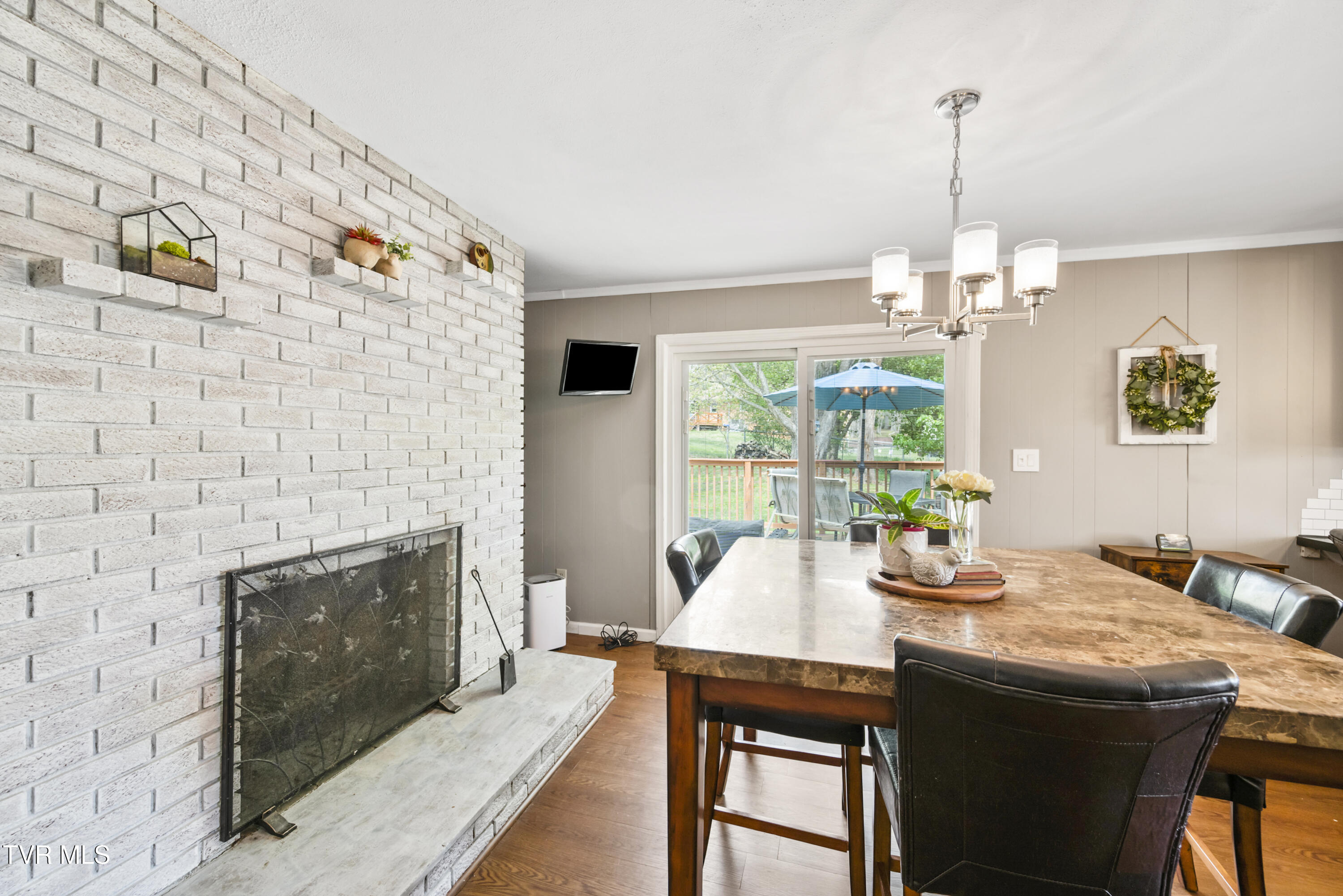 7357 White Pine Circle, Bristol, Virginia image 14