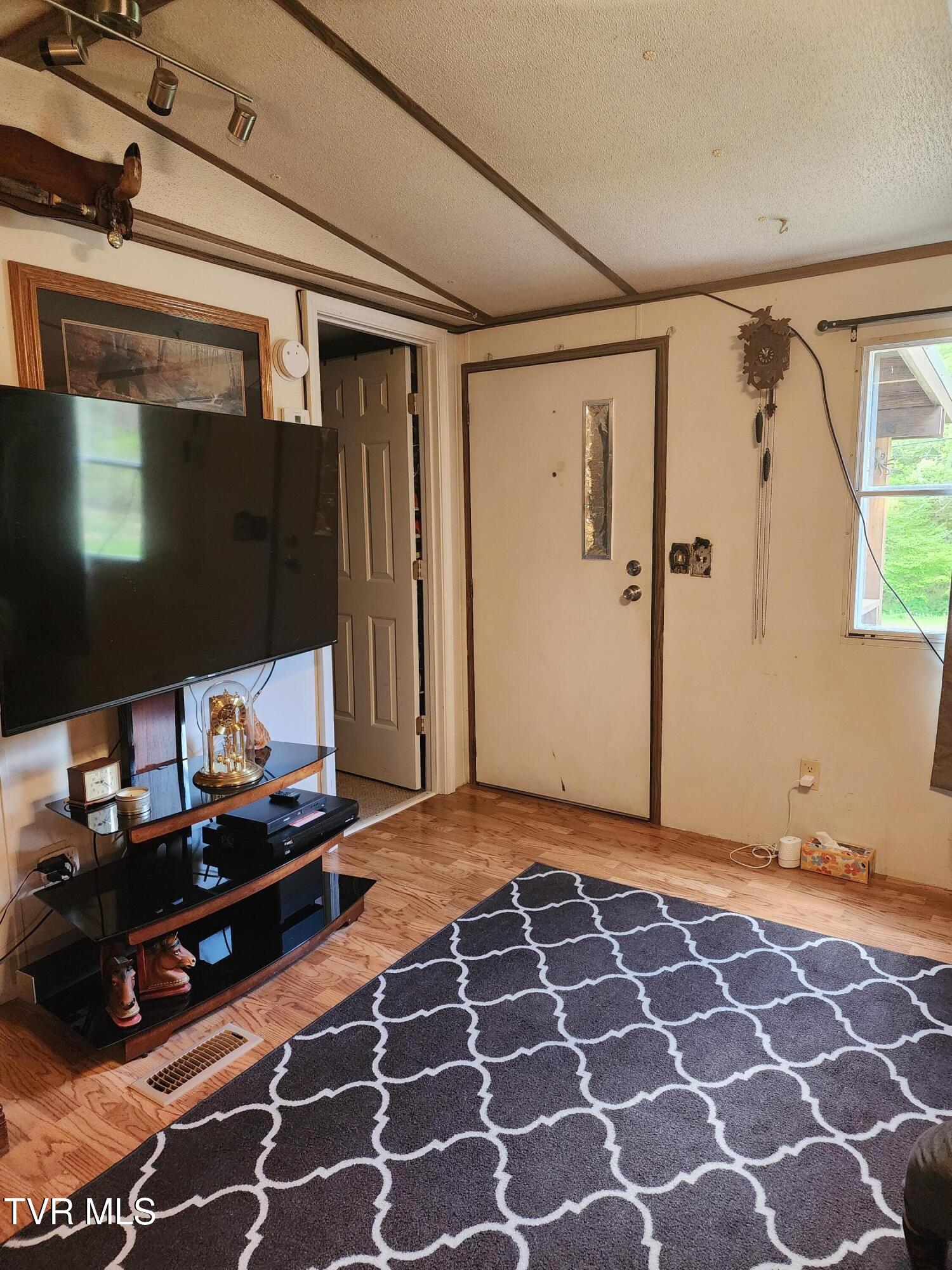 1026 Mcewen Road, Mountain City, Tennessee image 46
