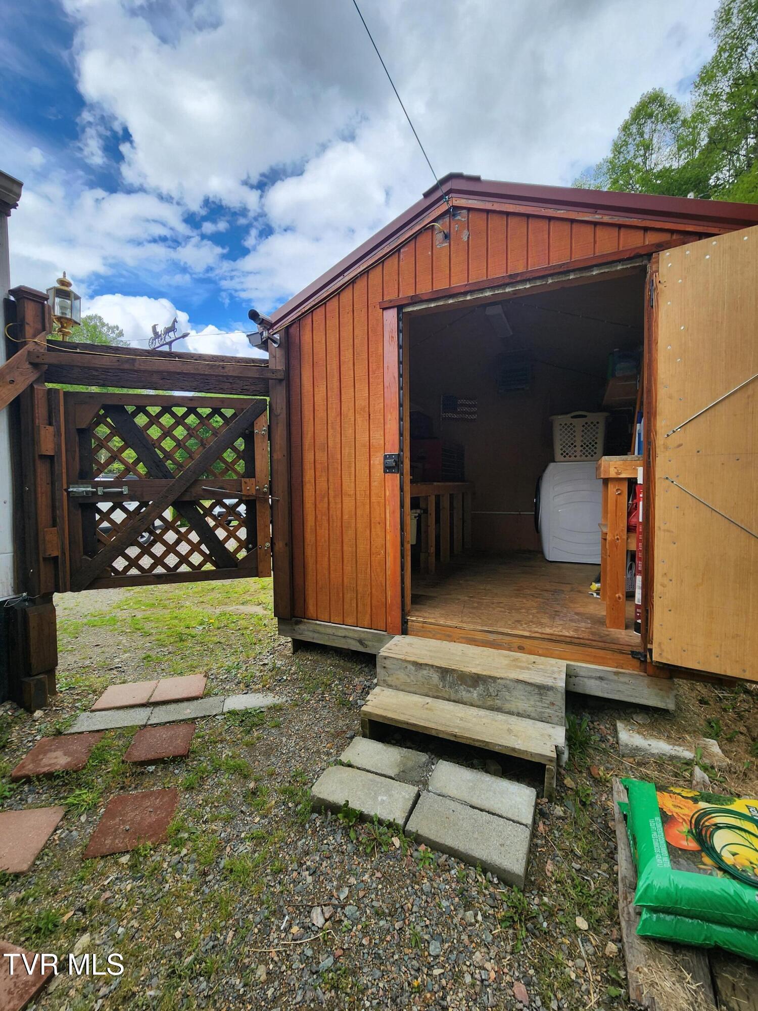 1026 Mcewen Road, Mountain City, Tennessee image 31