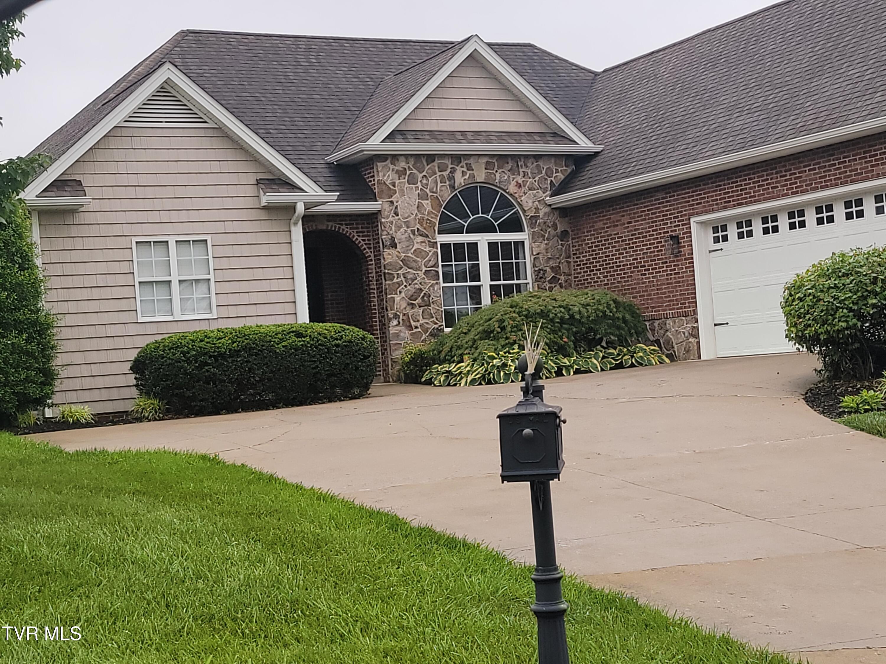 1005 Rachels Way, Piney Flats, Tennessee image 3