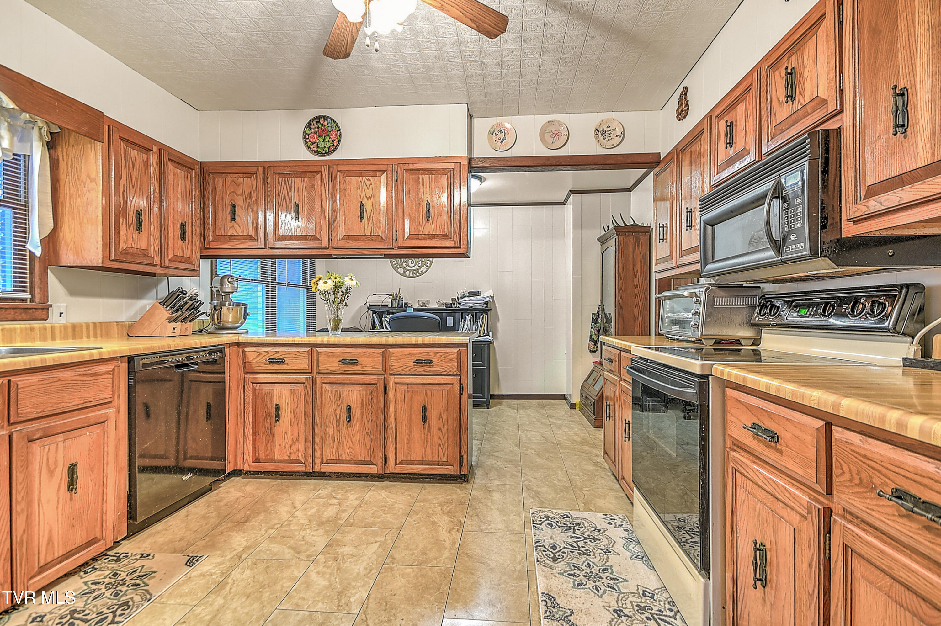 115 Freeman Silvers Road, Erwin, Tennessee image 13