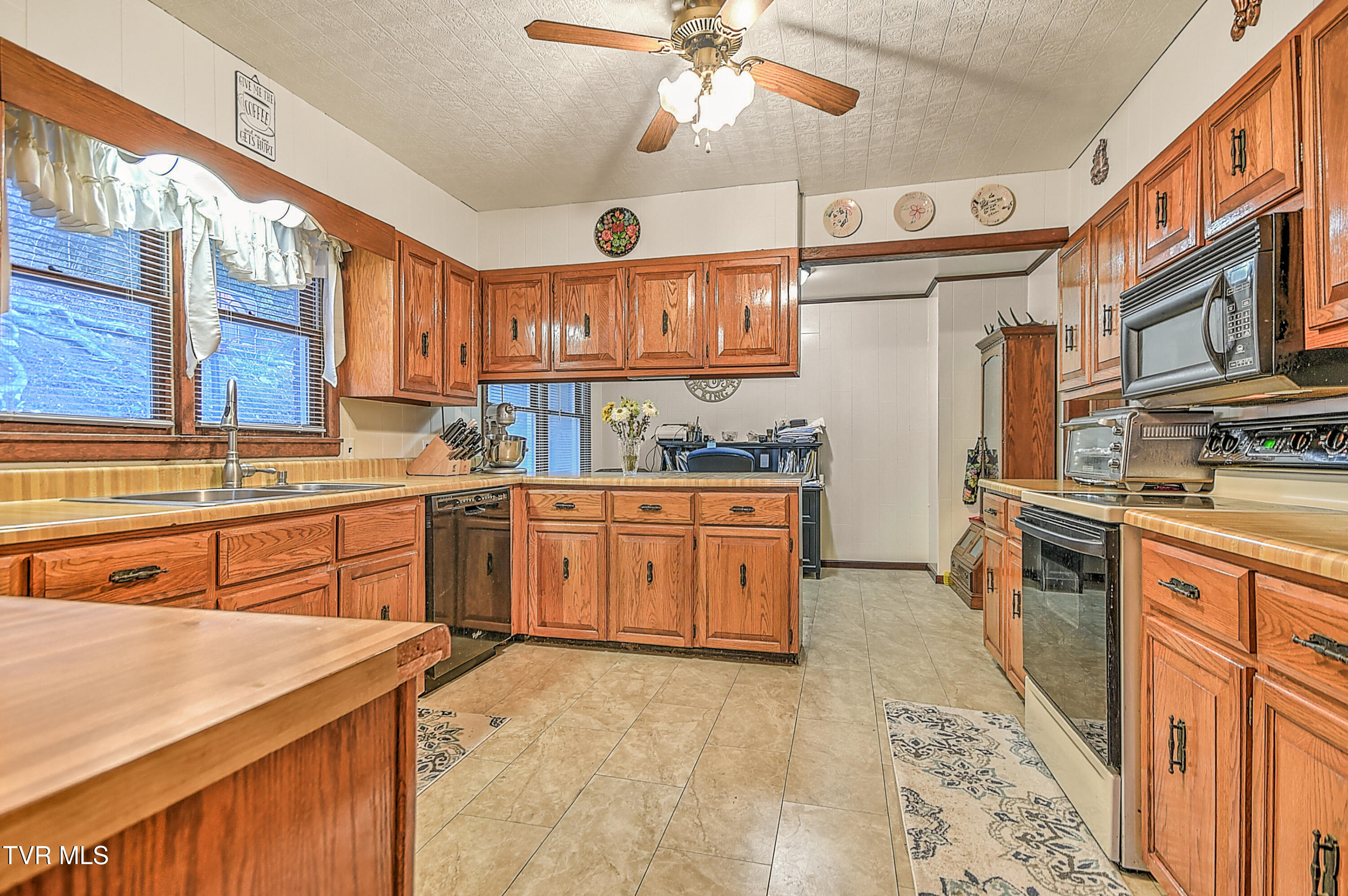 115 Freeman Silvers Road, Erwin, Tennessee image 12
