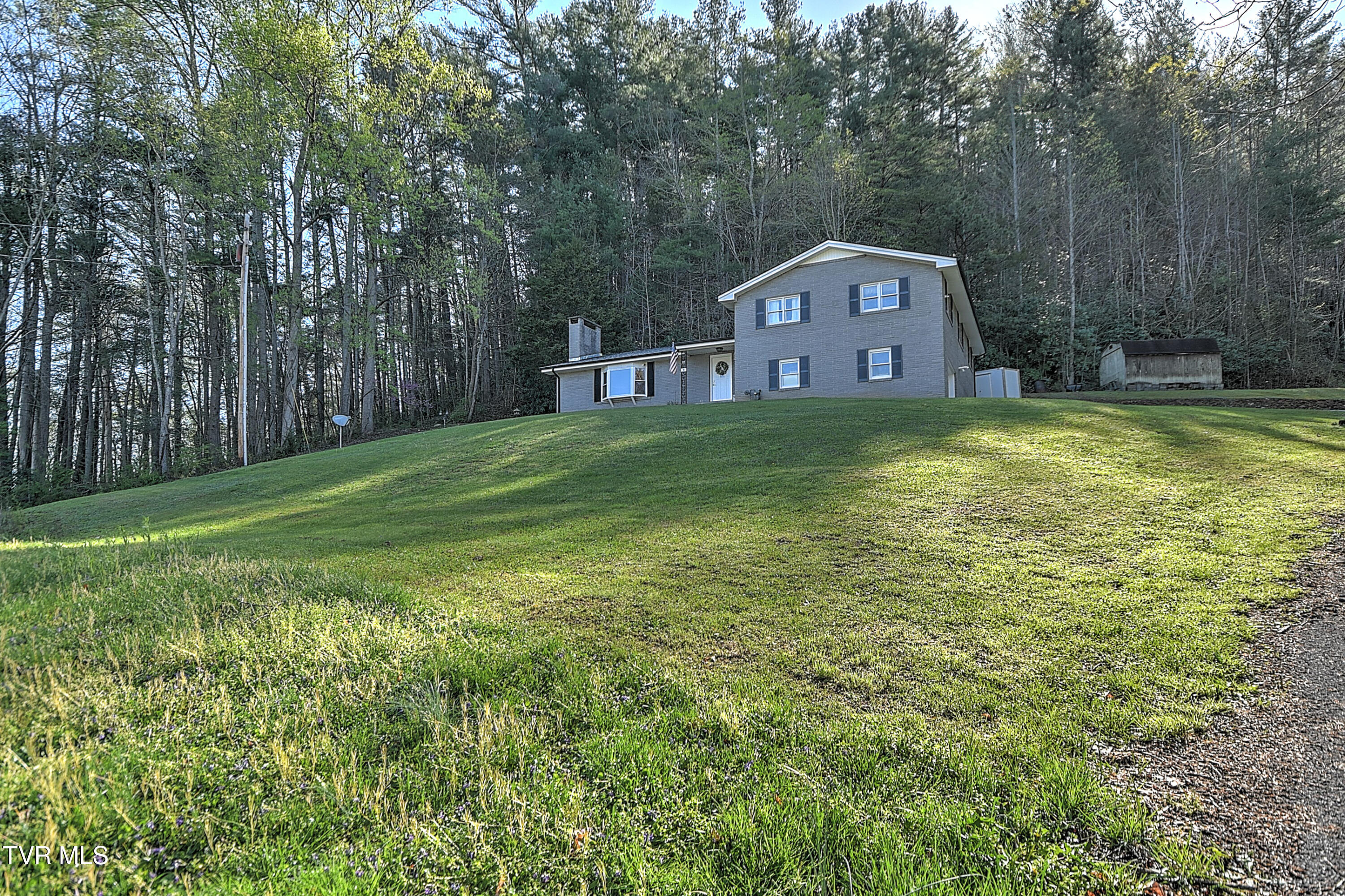 115 Freeman Silvers Road, Erwin, Tennessee image 3