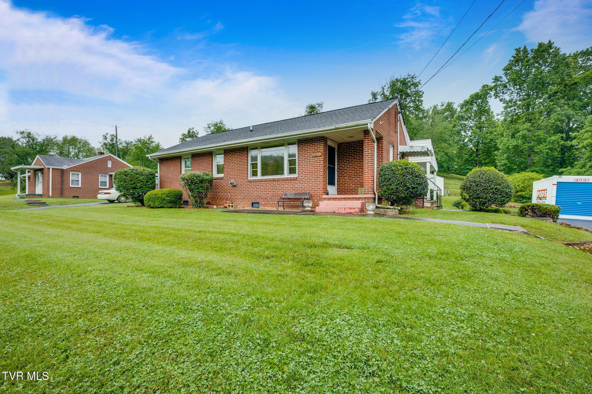 1789 Stratford Road, Kingsport, Tennessee image 2