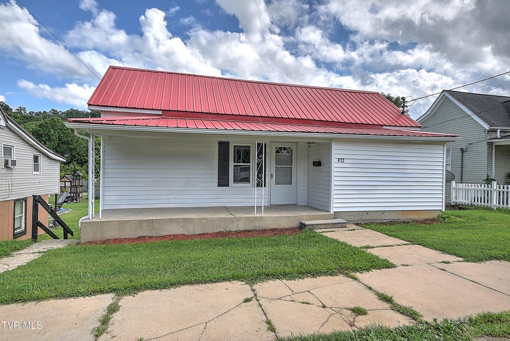 Photo of 412 Fairview Avenue, Johnson City, TN 37601 (MLS # 9999888)