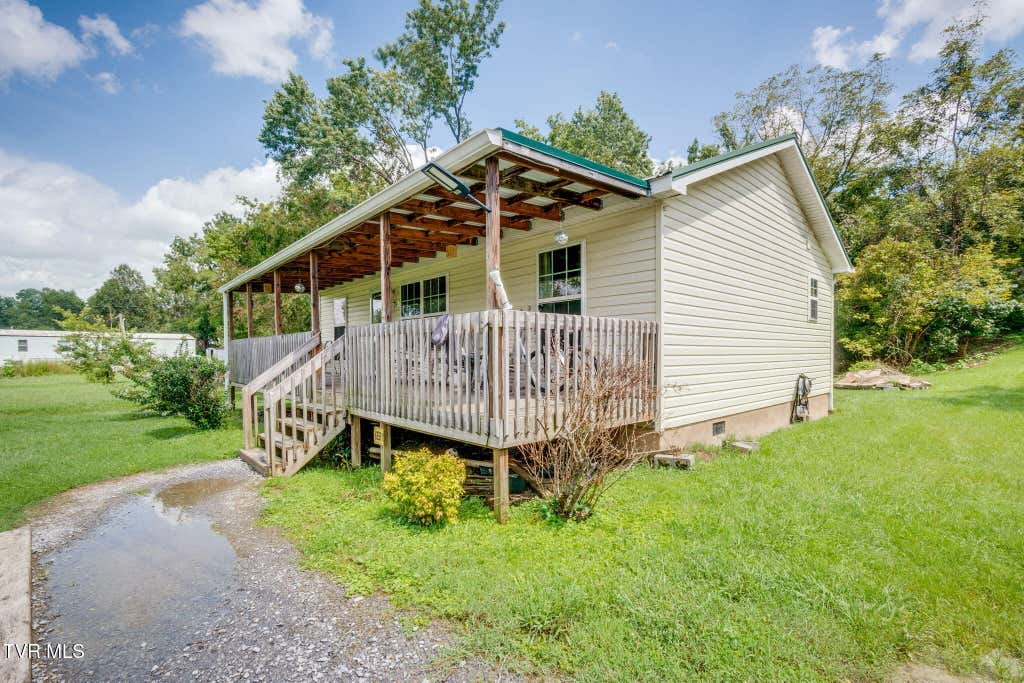Photo of 79 Woodlyn Road, Johnson City, TN 37601 (MLS # 9999688)