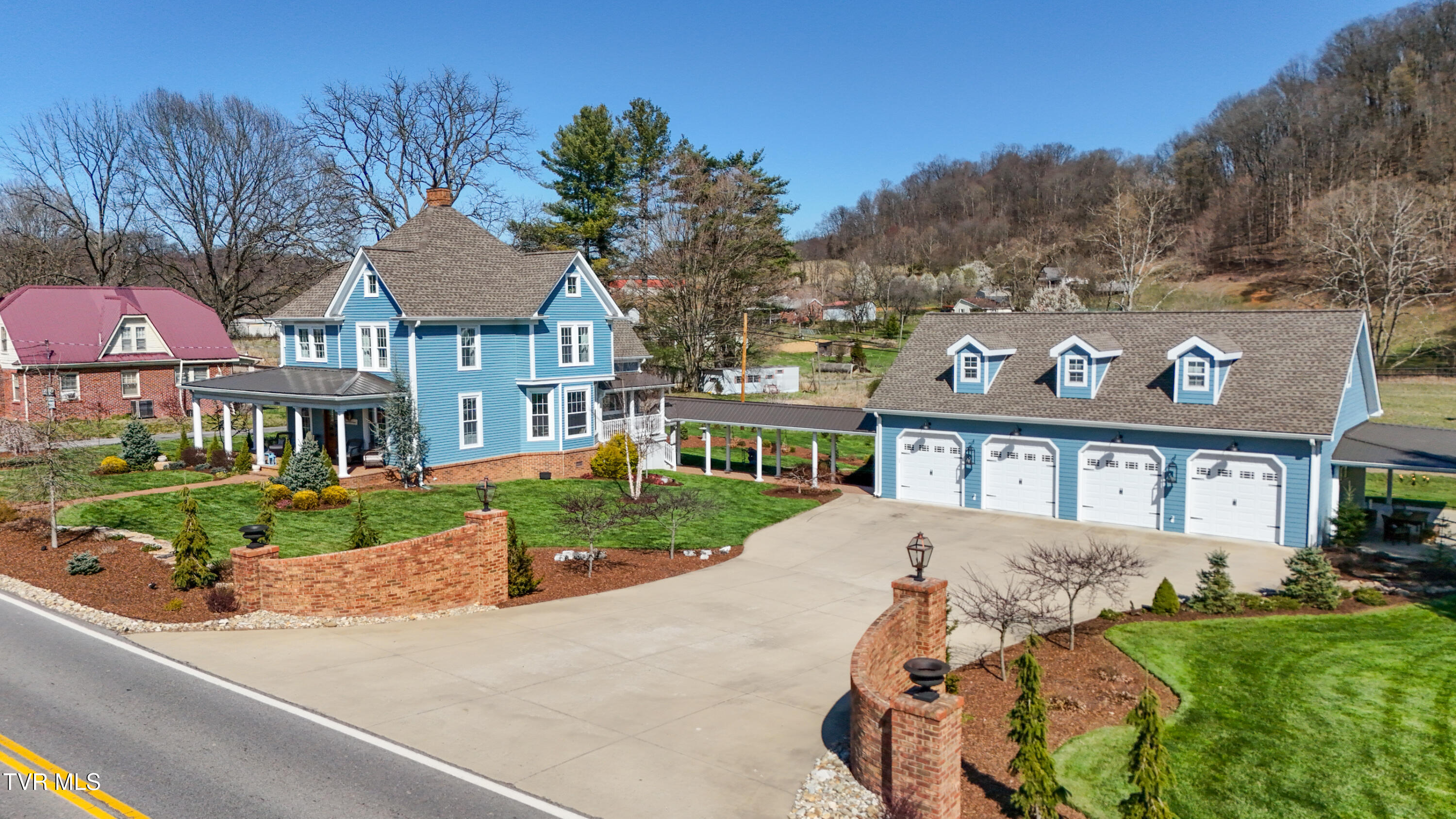 13084 Wallace Pike, Bristol, Virginia image 2