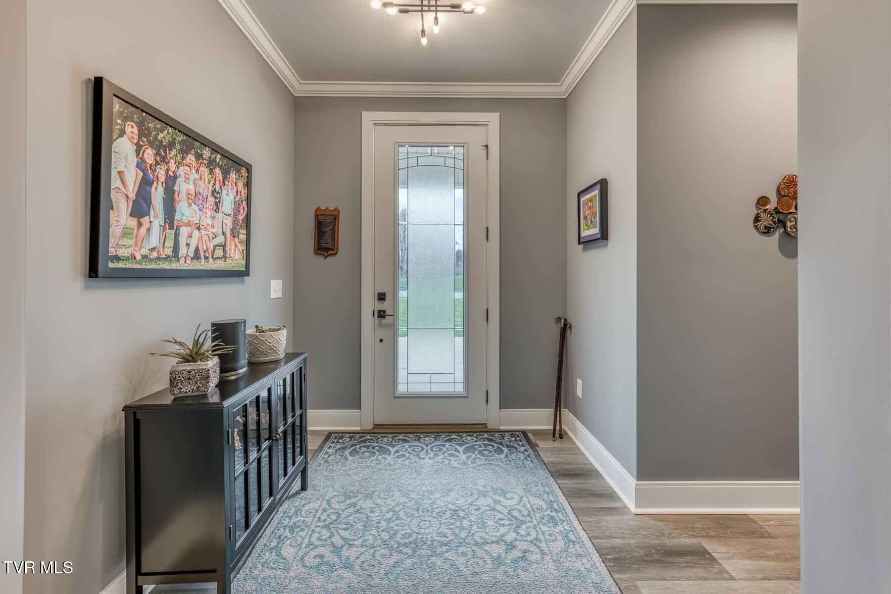 100 Canterbury Place