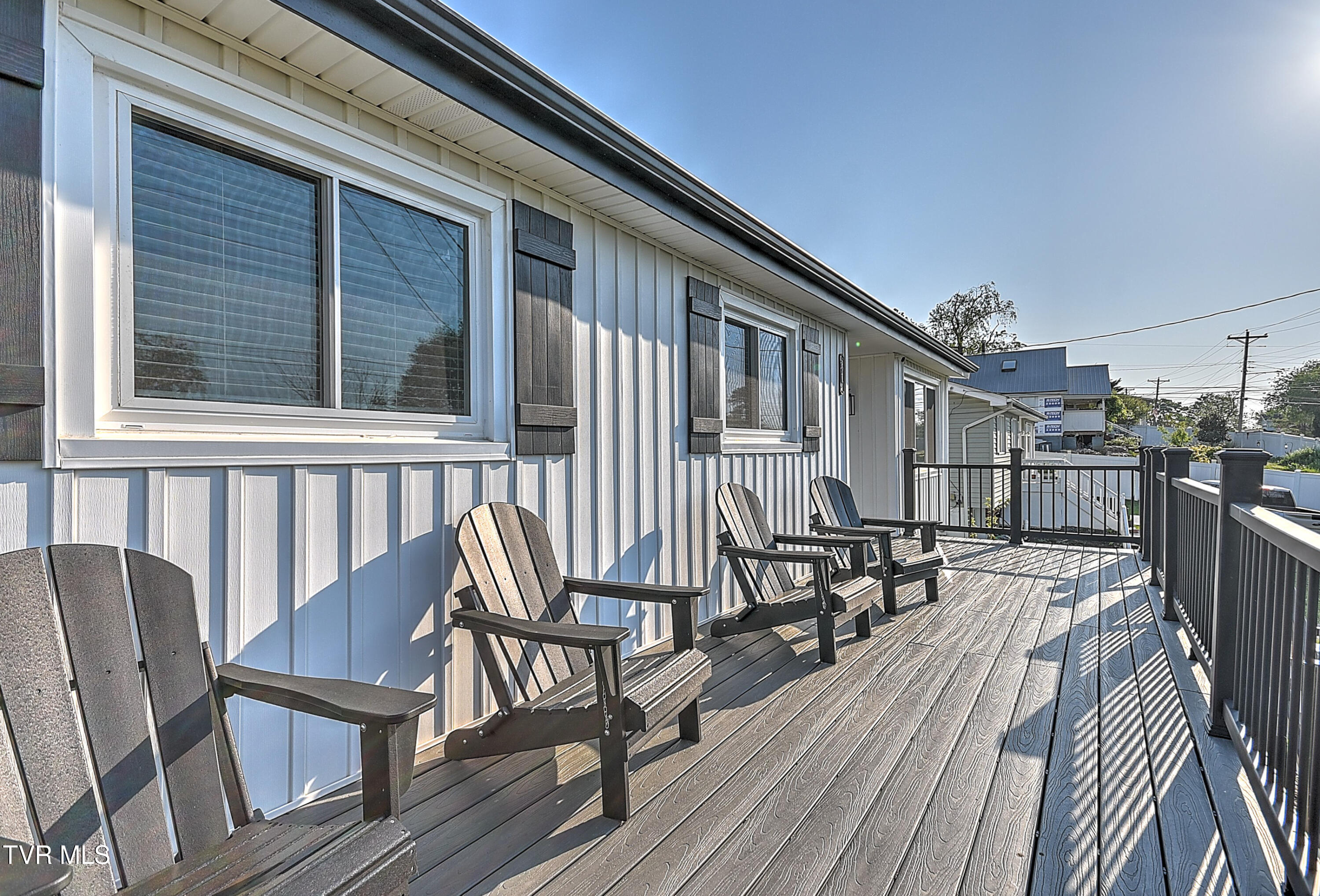 2413 Catherine Street