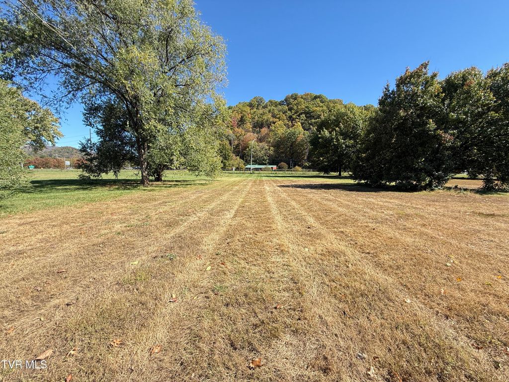 Photo of 0 Elk Avenue, Elizabethton, TN 37643 (MLS # 9988203)