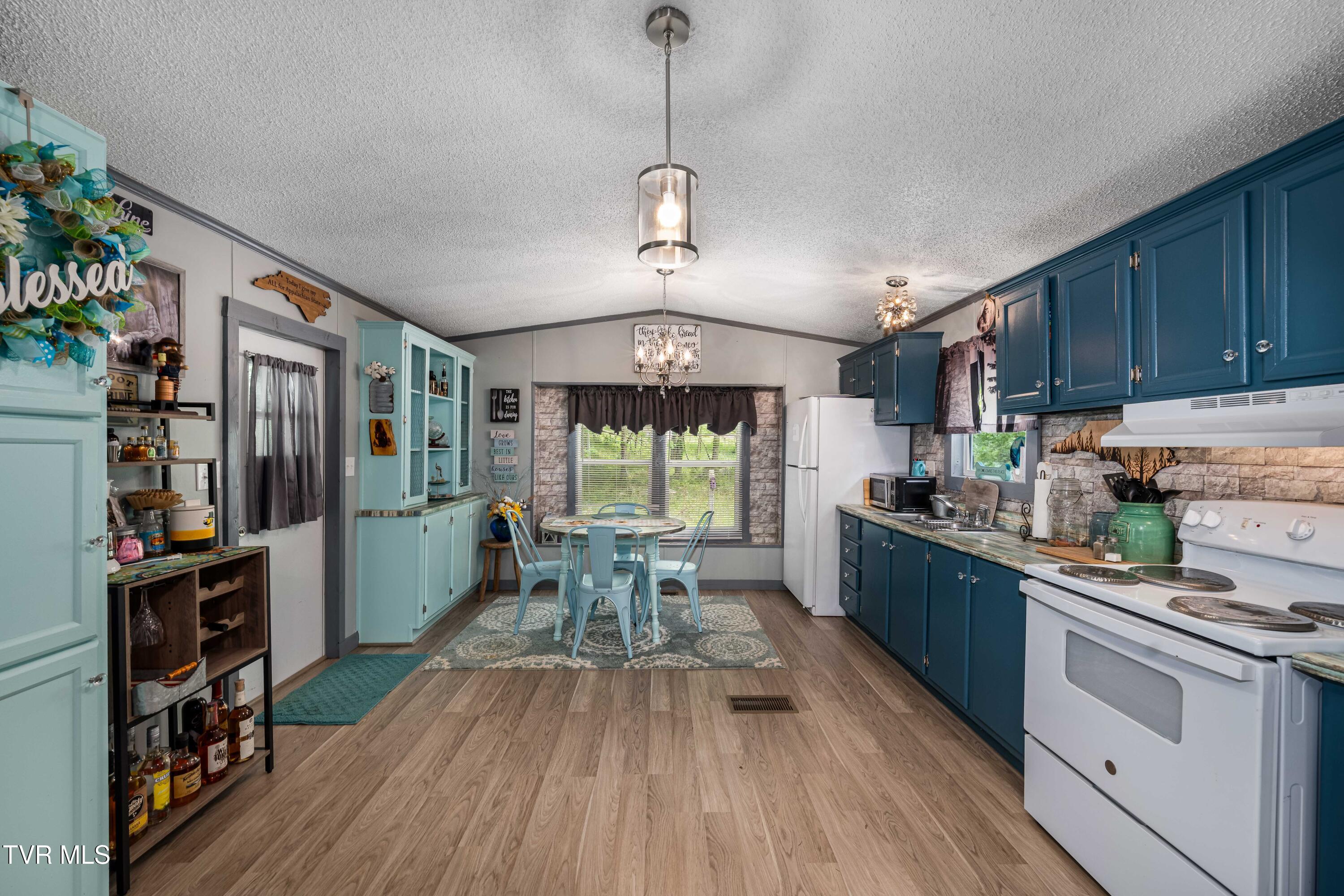 481 Fox Hollow Hollow, Mountain City, Tennessee image 33
